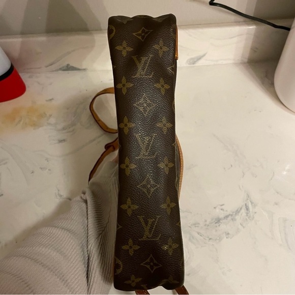 Authentic Louis Vuitton Trocadero 30 - Picture 10 of 10